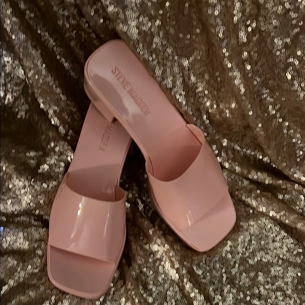 Steve Madden Pink Women's Shoes - Picture 3 of 3
